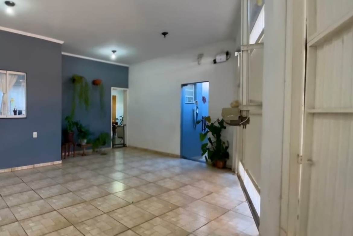VENDE-SE CASA (Sobrado), 3 dormitórios (Vila Dr. Laurindo) – TATUÍ SP