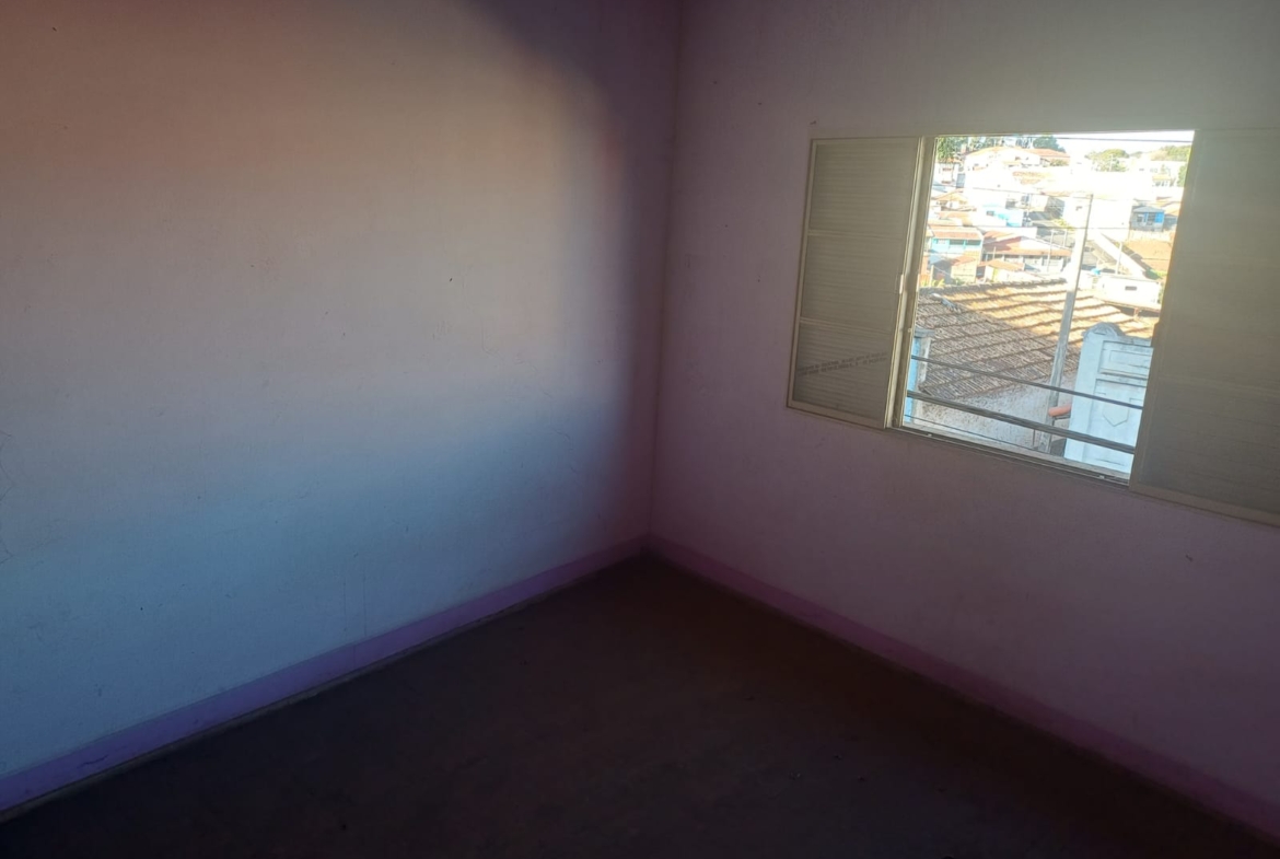 PONTO COMERCIAL + SOBRADO A VENDA em Tatuí SP (Rua Teófilo Andrade Gama, 346)