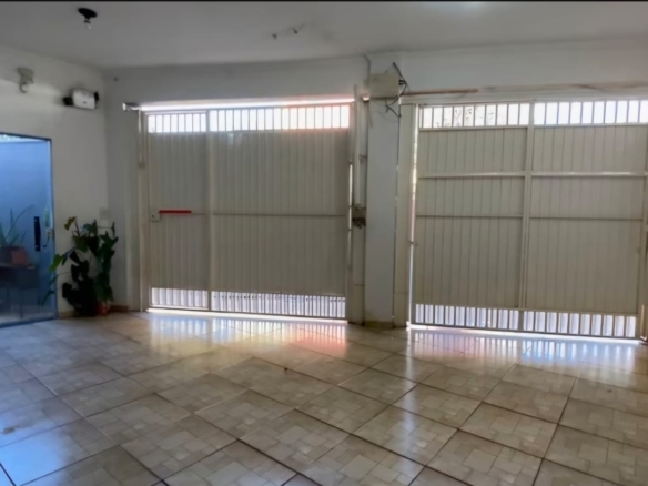 VENDE-SE CASA (Sobrado), 3 dormitórios (Vila Dr. Laurindo) – TATUÍ SP